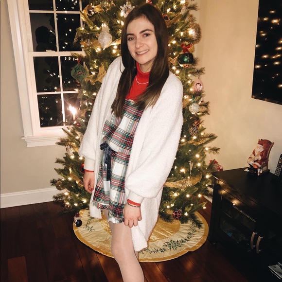 Meet your Posher, Meaghan - Picture 1 of 4